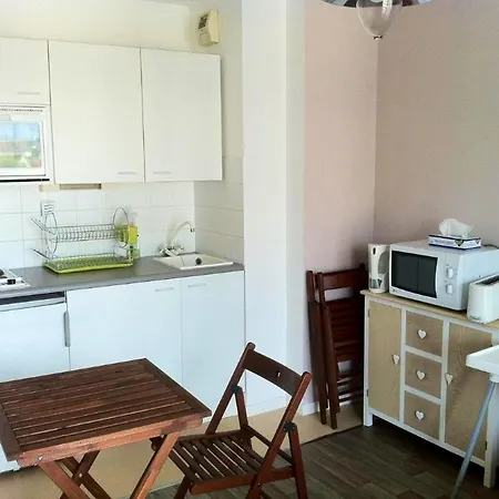 D'une Chambre Avec Balcon Et Wifi A *
